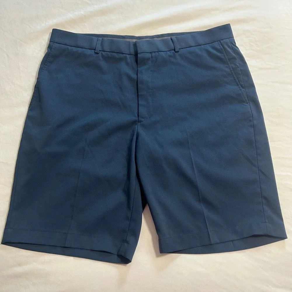 Walter Hagen Mens Golf Shorts Navy Blue Flat Front Performance Stretch Size 38